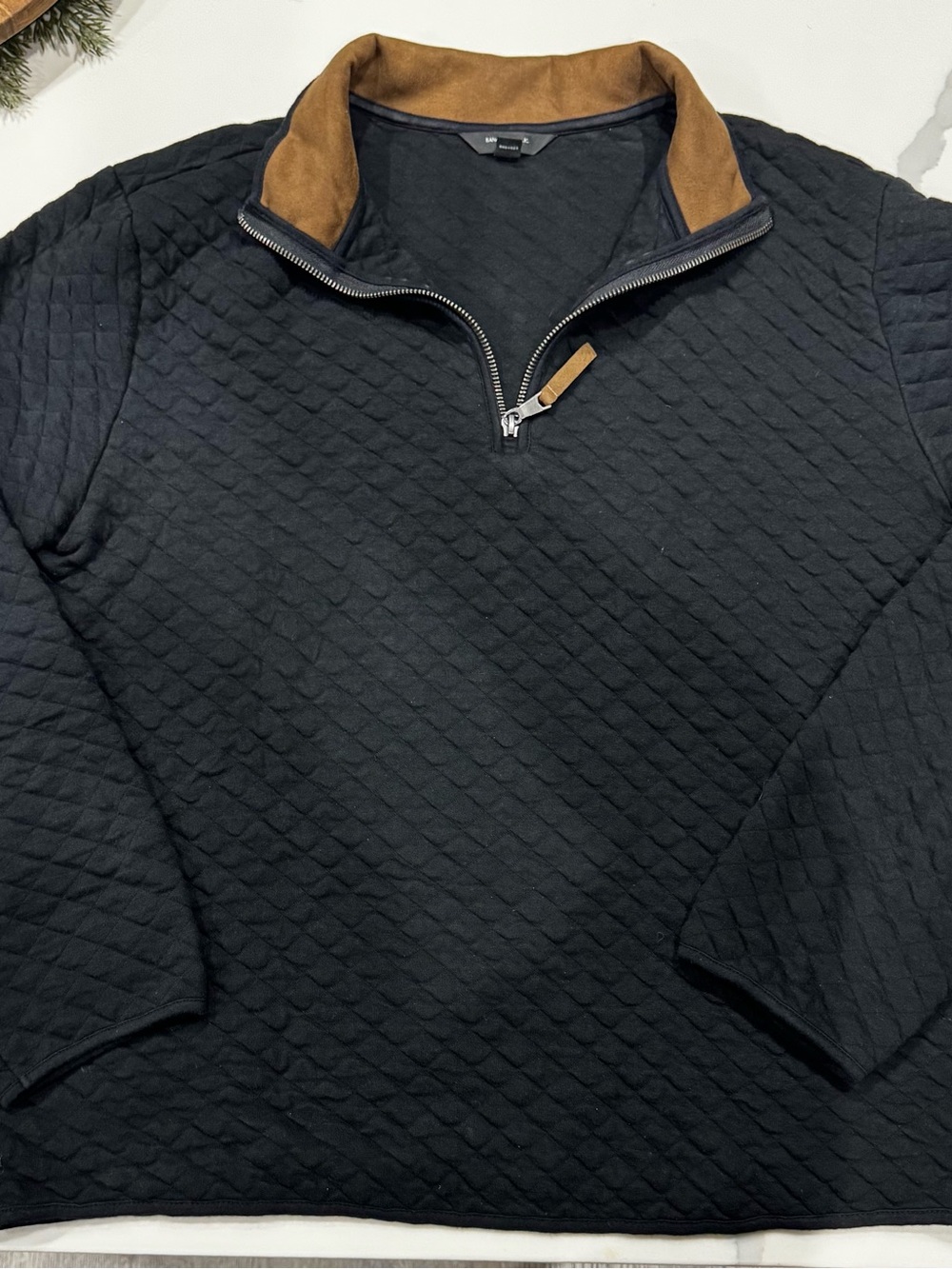 Banana Republic Black Quilted Quarter-Zip Sweater with Brown Collar
